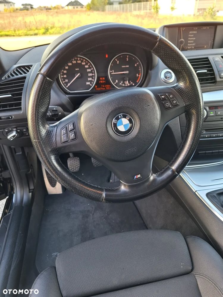 BMW Seria 1 120d - 19