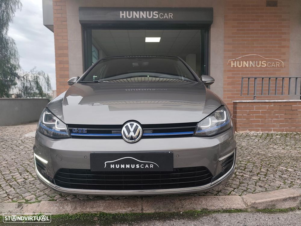 VW Golf 1.4 GTE Plug-In-Hybrid DSG - 2