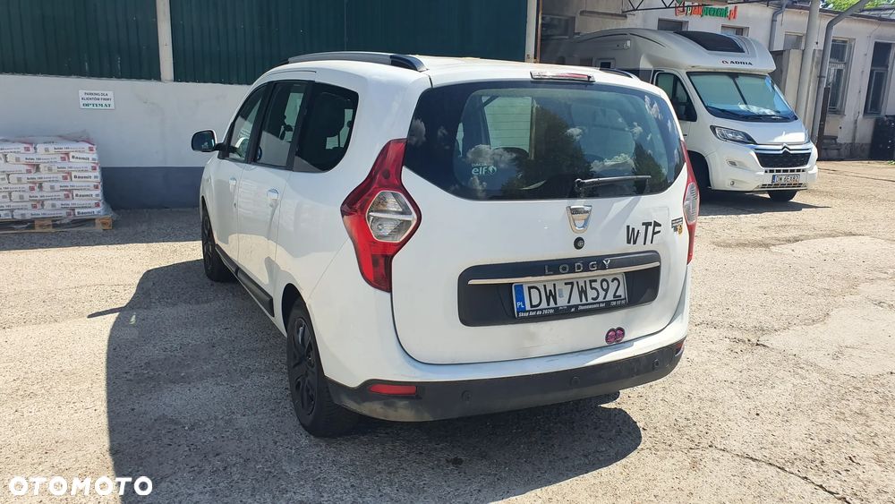 Dacia Lodgy 1.6 SCe Stepway S&S - 16