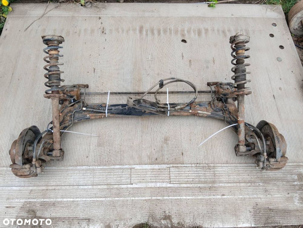 BELKA OŚ ZAWIESZENIA TYŁ TARCZE Z ABS AMORTYZATORY AUDI A4 B5 AVANT KOMBI - 1