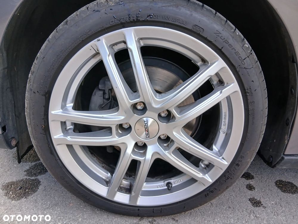 Ford Focus 1.0 EcoBoost Titanium - 11