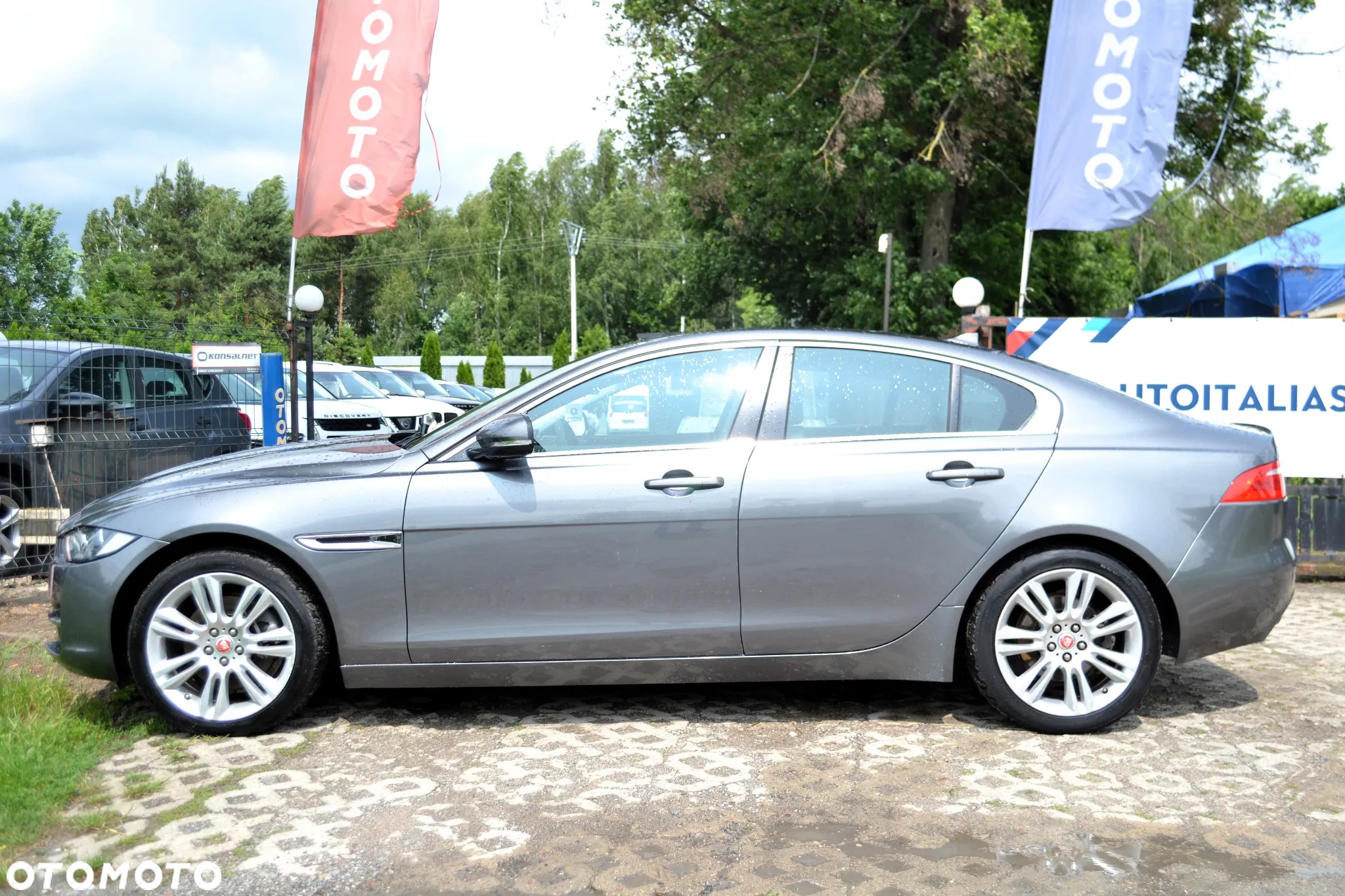 Jaguar XE 20d Prestige - 15