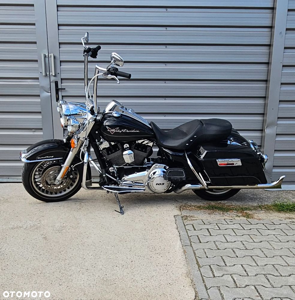 Harley-Davidson Touring Road King - 2