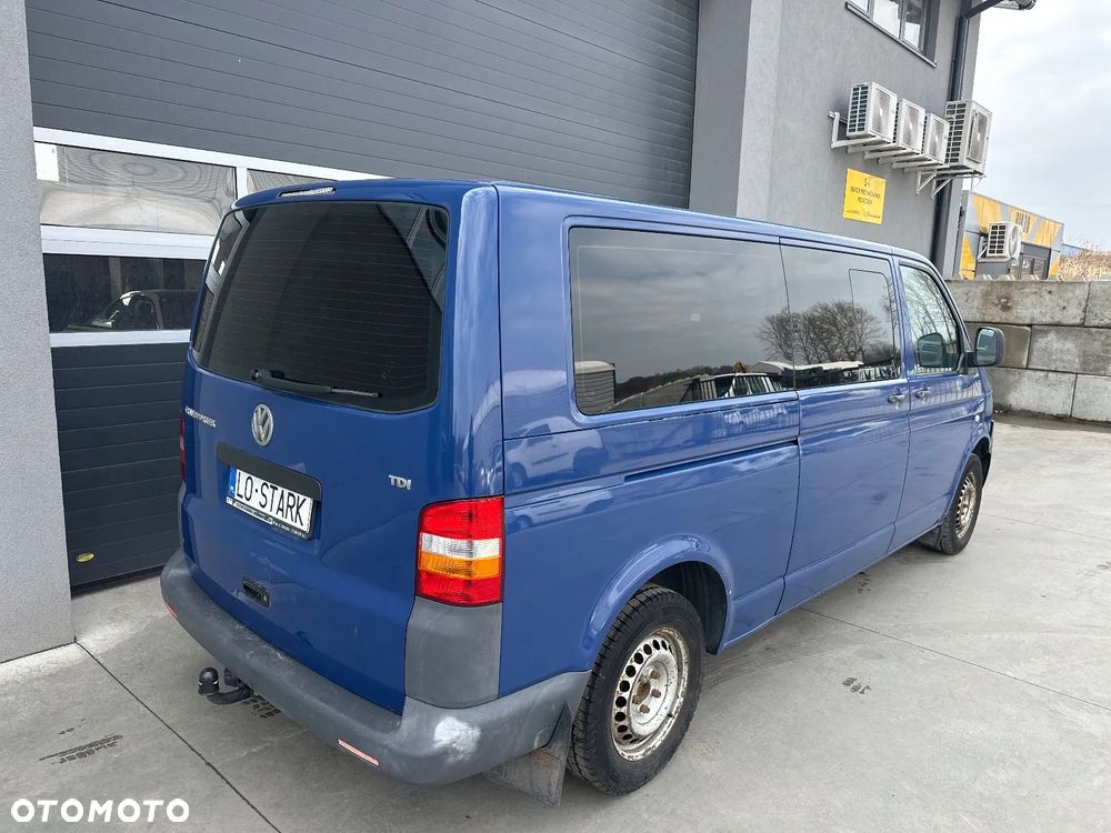 Volkswagen Caravelle - 3