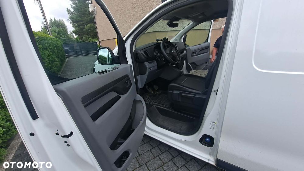 Toyota Proace - 10