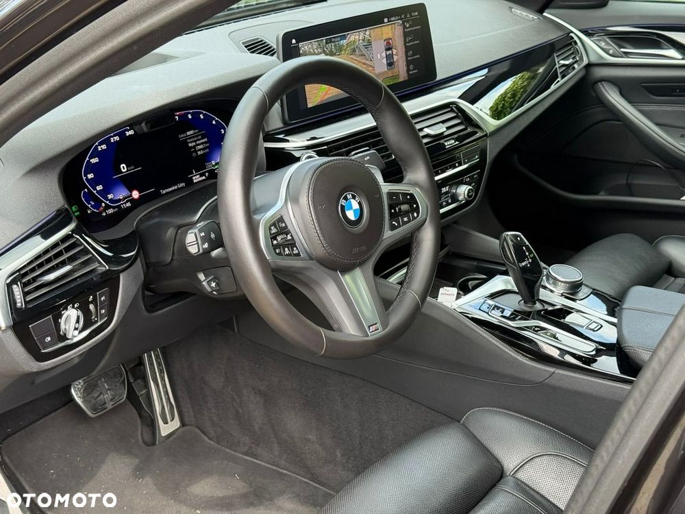 BMW Seria 5 - 16