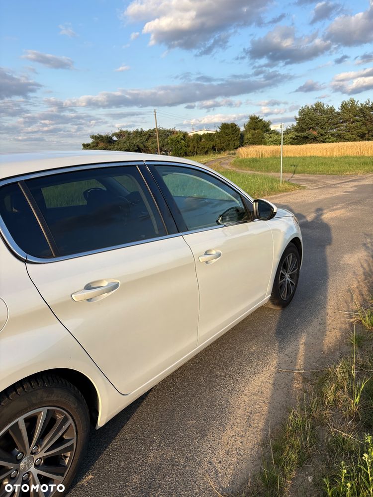 Peugeot 308 1.6 BlueHDi Allure S&S - 6