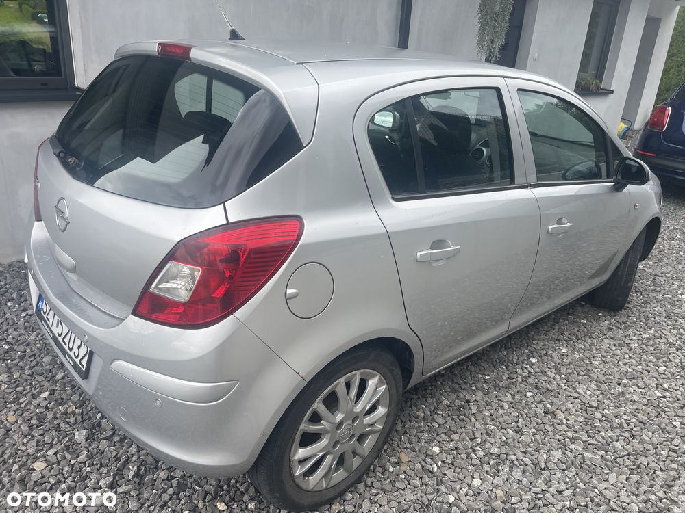 Opel Corsa 1.4 16V Enjoy - 3