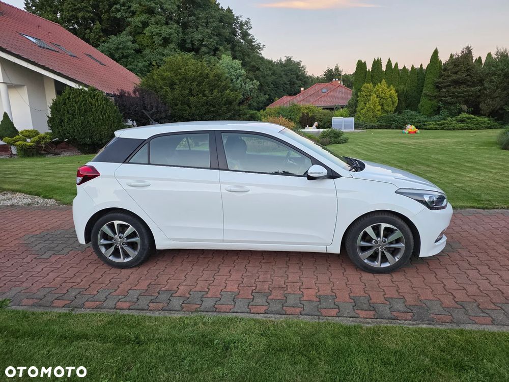 Hyundai i20 1.2 Trend - 5