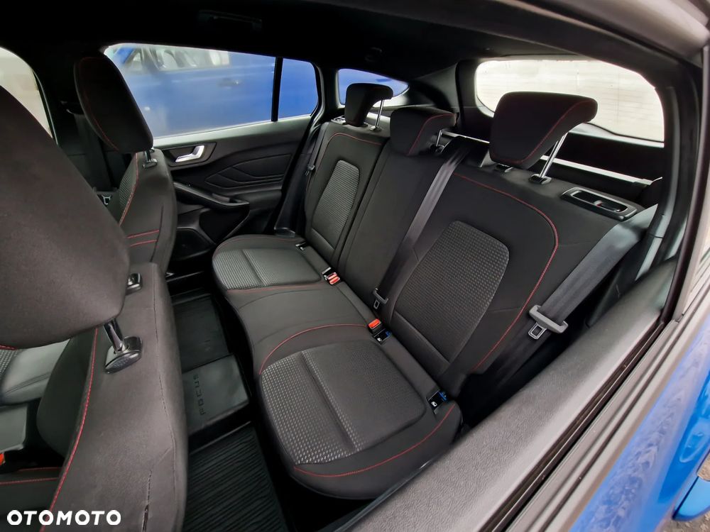 Ford Focus SW 1.5 EcoBoost ST-Line - 22