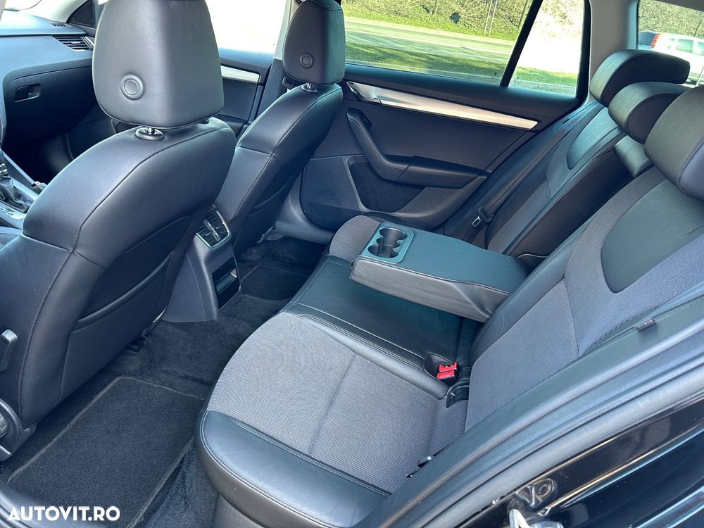 Skoda Octavia 1.6 TDI DSG Premium Edition - 18