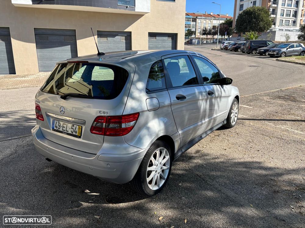 Mercedes-Benz B 180 CDi - 5