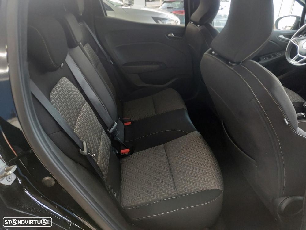 Renault Clio 1.0 TCe Evolution Bi-Fuel - 35