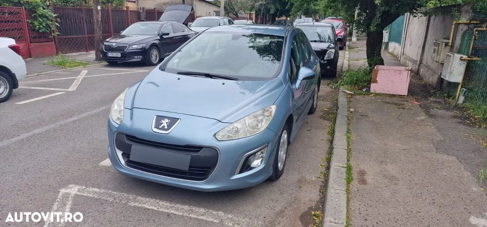 Peugeot 308 1.6HDi Confort Pack - 12