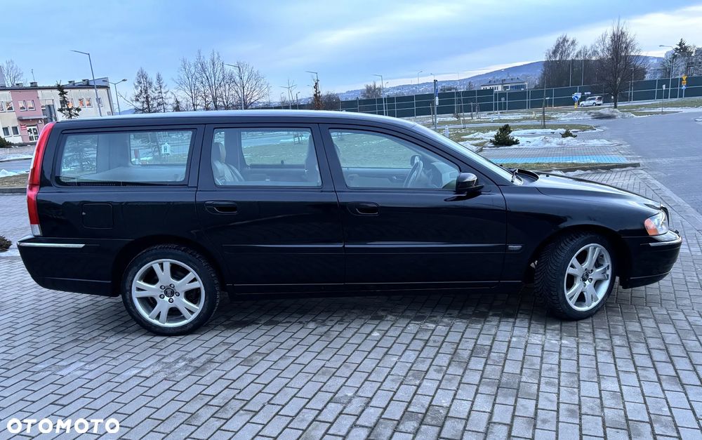 Volvo V70 2.4 Momentum - 39