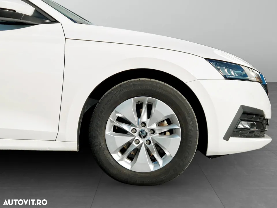 Skoda Octavia 2.0 TDI Ambition - 11
