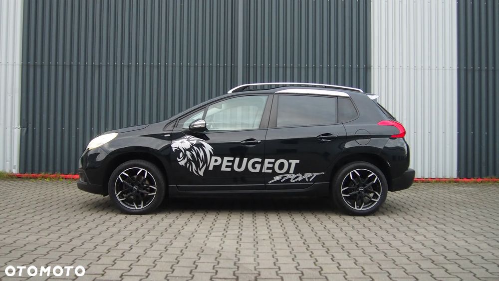 Peugeot 2008 1.2 Pure Tech Style S&S - 36