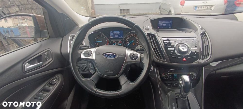 Ford Kuga 2.0 TDCi 4x4 Titanium - 25
