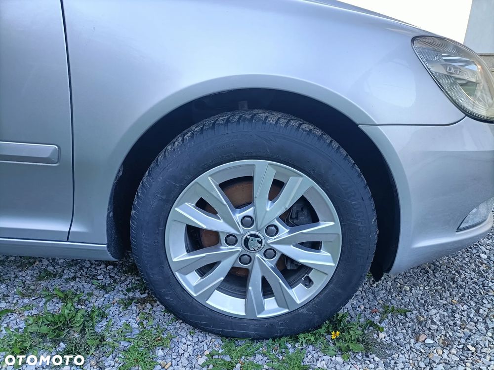 Skoda Octavia 2.0 TDI DPF Elegance - 19