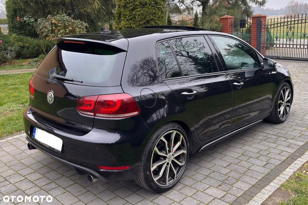 Volkswagen Golf 2.0 GTI - 14