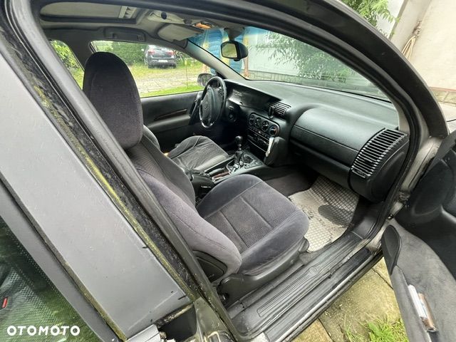 Opel Omega - 4