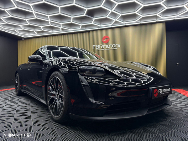 Porsche Taycan 4S bateria Performance Plus