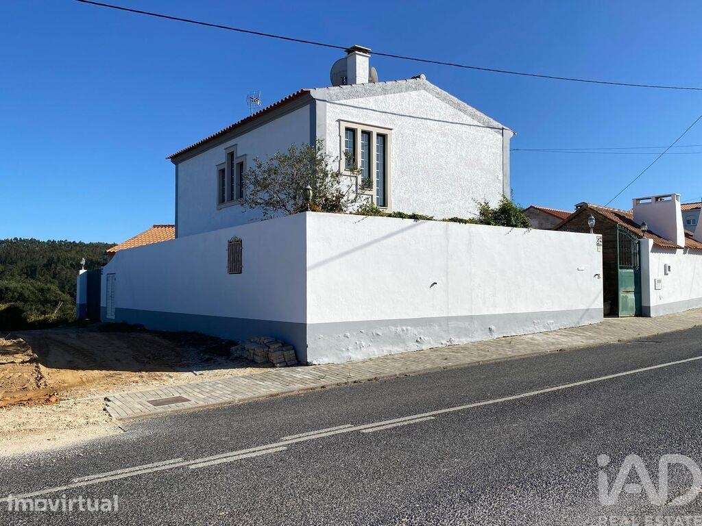 Casa / Villa T3 em A dos Negros de 243 m2 - Grande imagem: 2/33