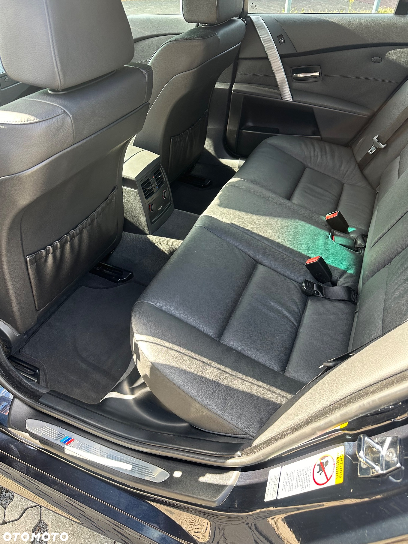 BMW Seria 5 530i - 24