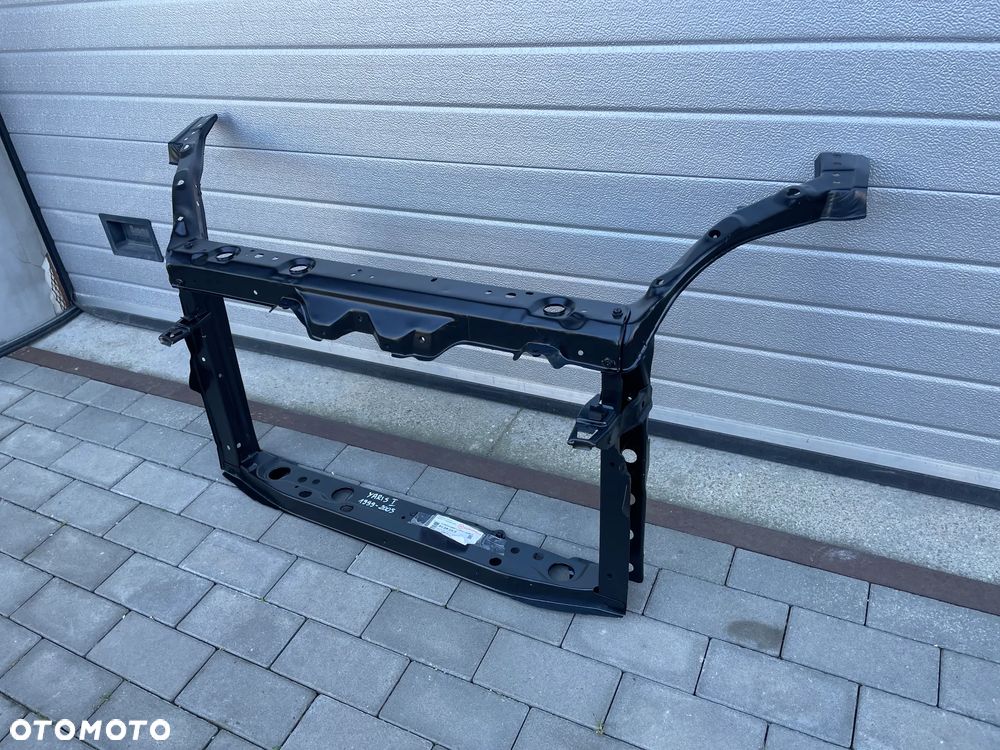 PAS PRZEDNI TOYOTA YARIS I  1999-2005 - NOWY - 2
