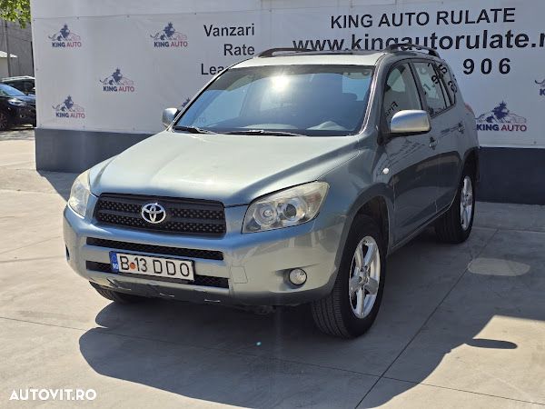 Toyota RAV4 - 1