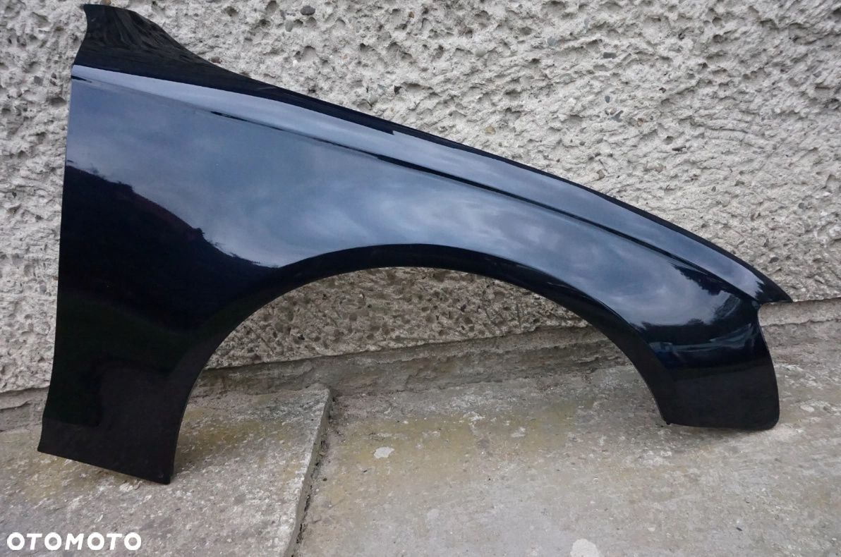 BŁOTNIK PRZEDNI PRAWY AUDI A4 B8 LZ5A 07/11r - 1