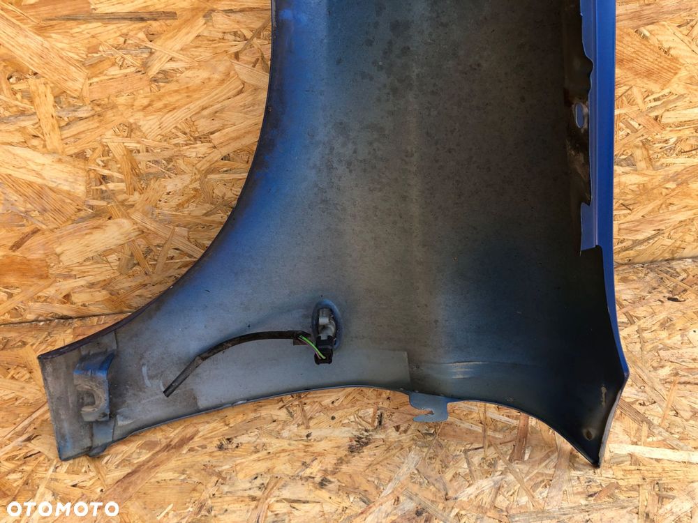 Peugeot 206 + PLUS KGS  Błotnik przedni prawy - 8