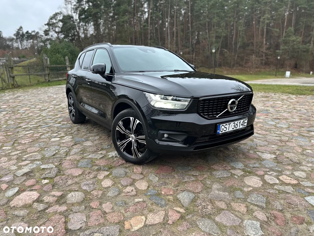 Volvo XC 40 B5 B AWD Geartronic RDesign - 1