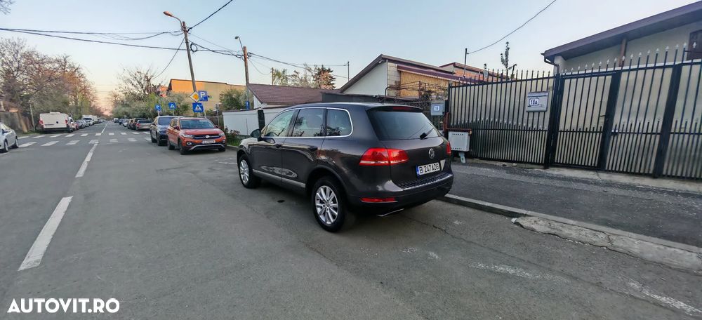 Volkswagen Touareg - 7