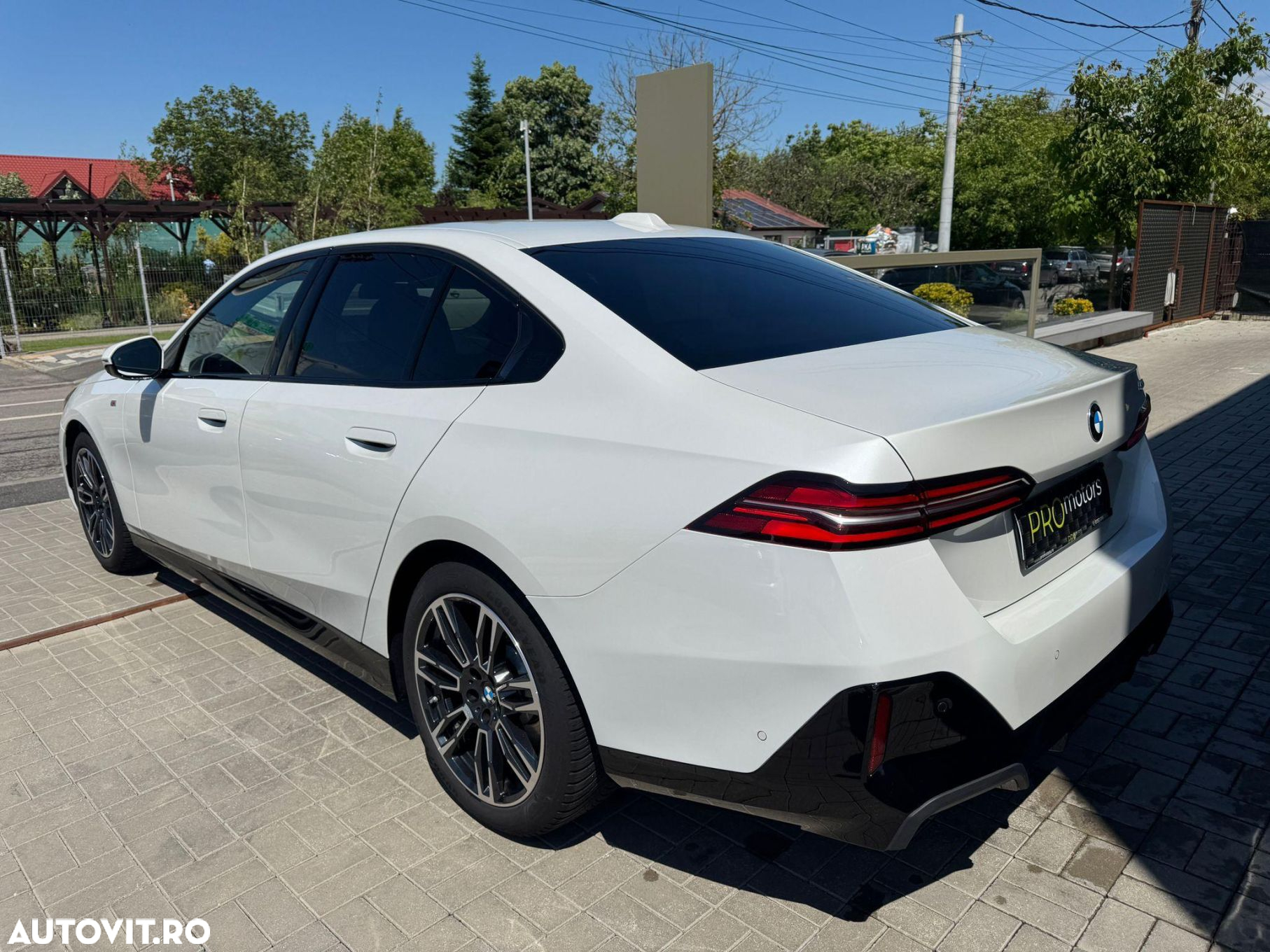 BMW Seria 5 - 13