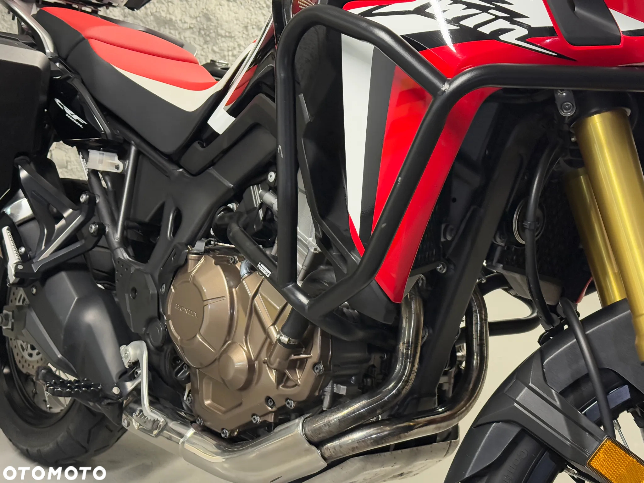 Honda CRF - 8