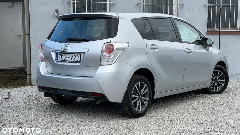 Toyota Verso 1.8 5-Sitzer Executive - 10