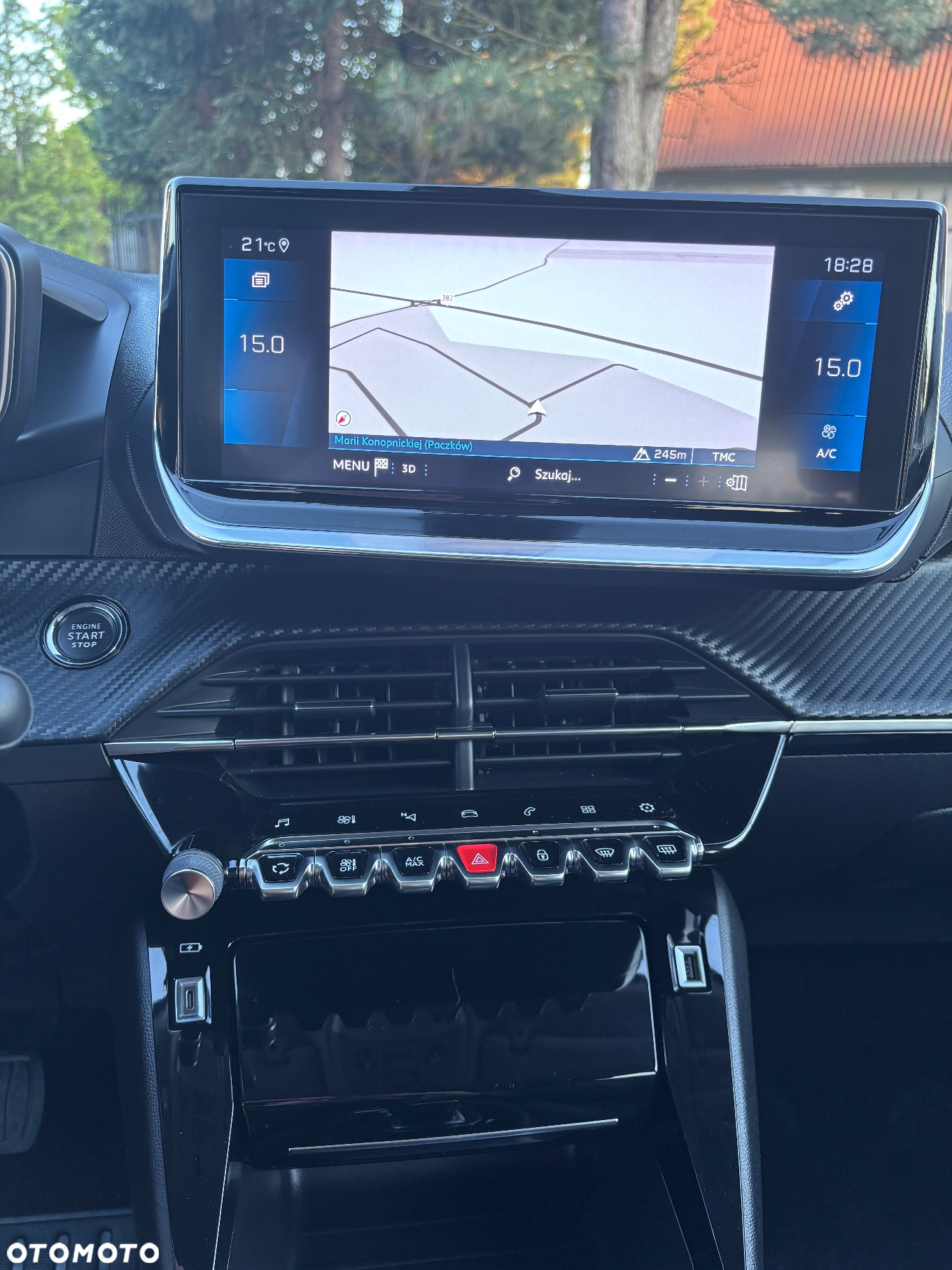 Peugeot 2008 PureTech 130 EAT8 Allure - 20