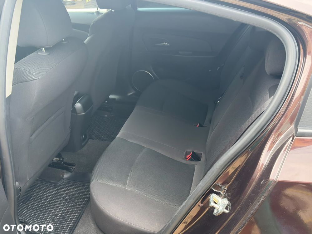 Chevrolet Cruze 1.8 LT - 7