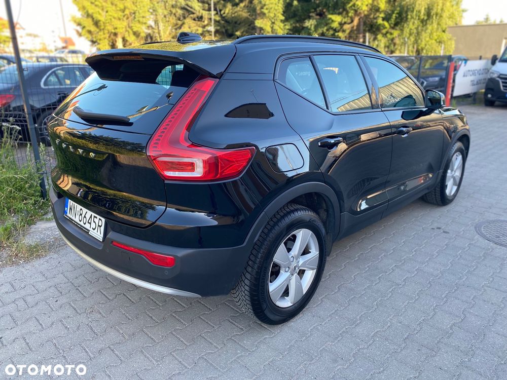 Volvo XC 40 T2 Essential - 4