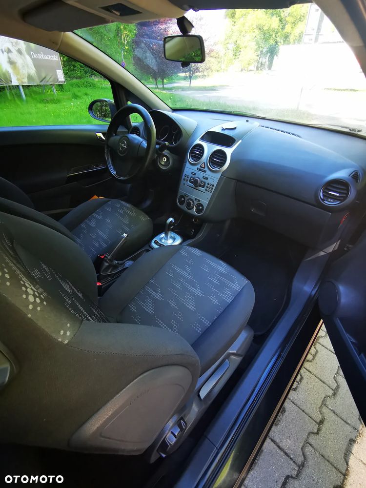 Opel Corsa 1.2 16V Enjoy EasyTronic - 4
