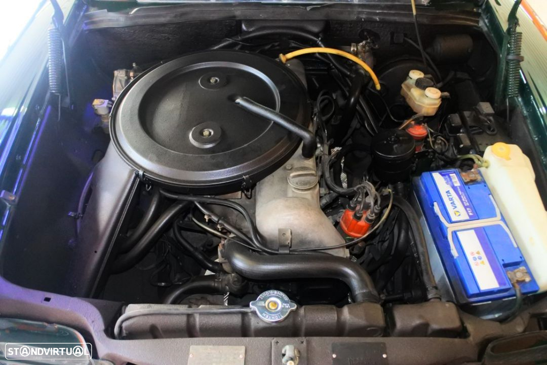 Mercedes-Benz 250 - 51