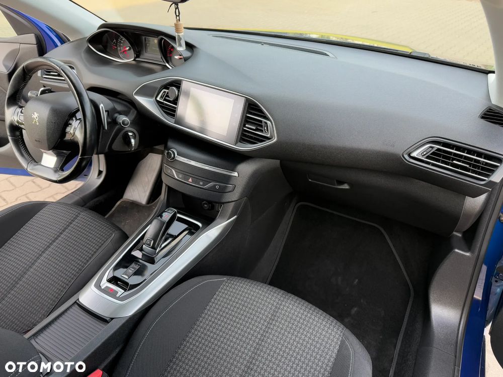 Peugeot 308 - 15