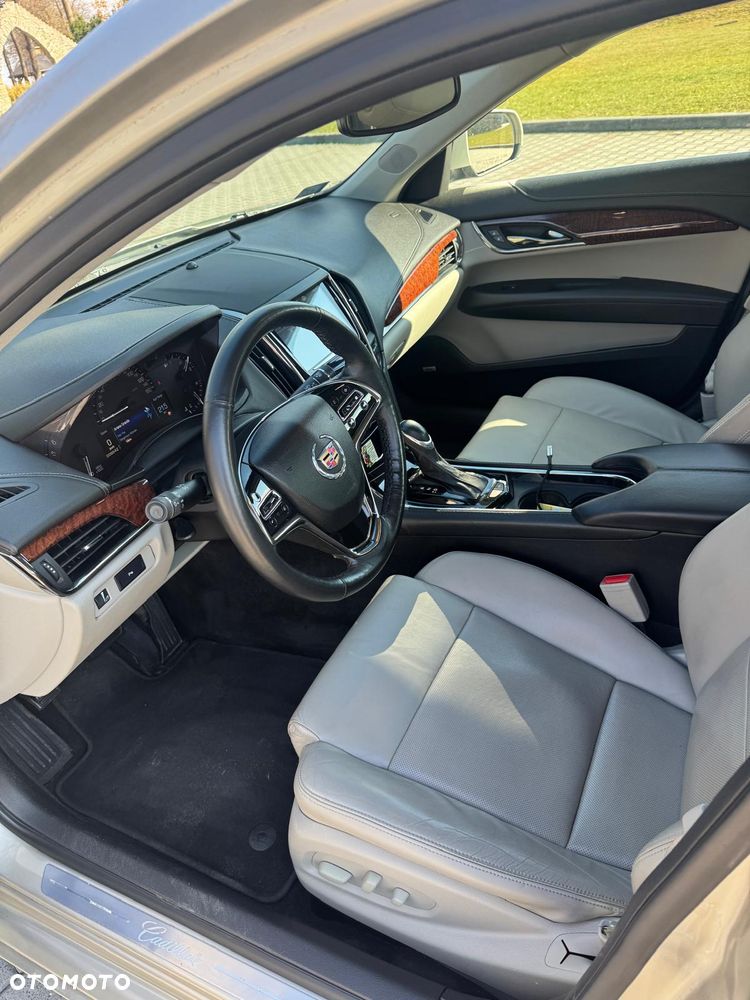 Cadillac ATS - 9
