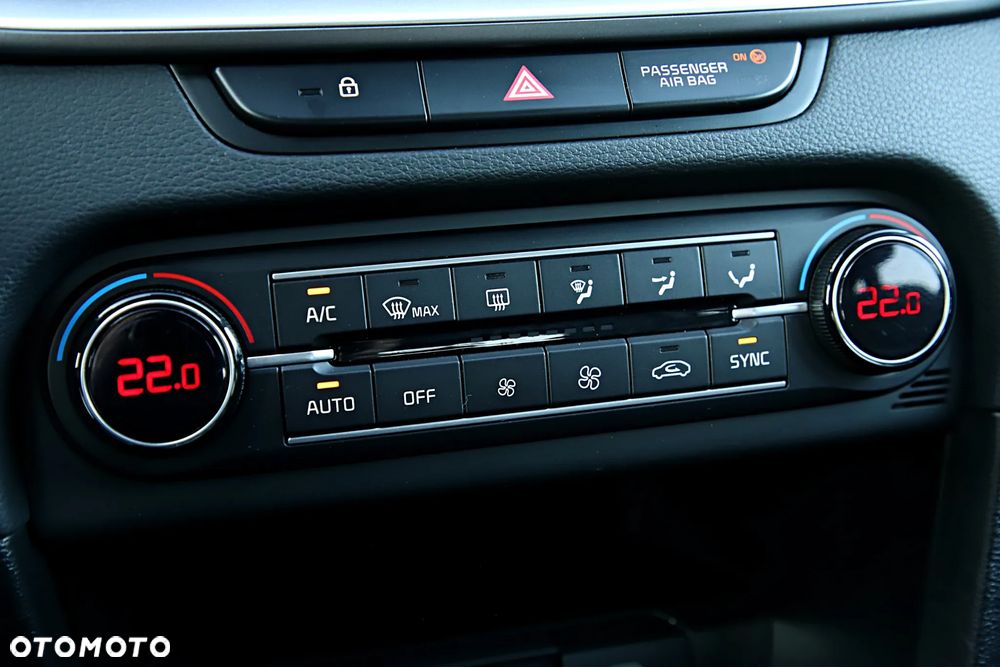 Kia Ceed 1.5 T-GDI M - 34