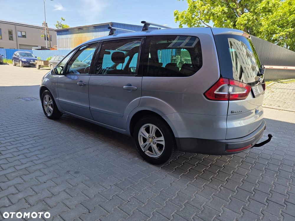 Ford Galaxy 2.0 Ambiente - 5