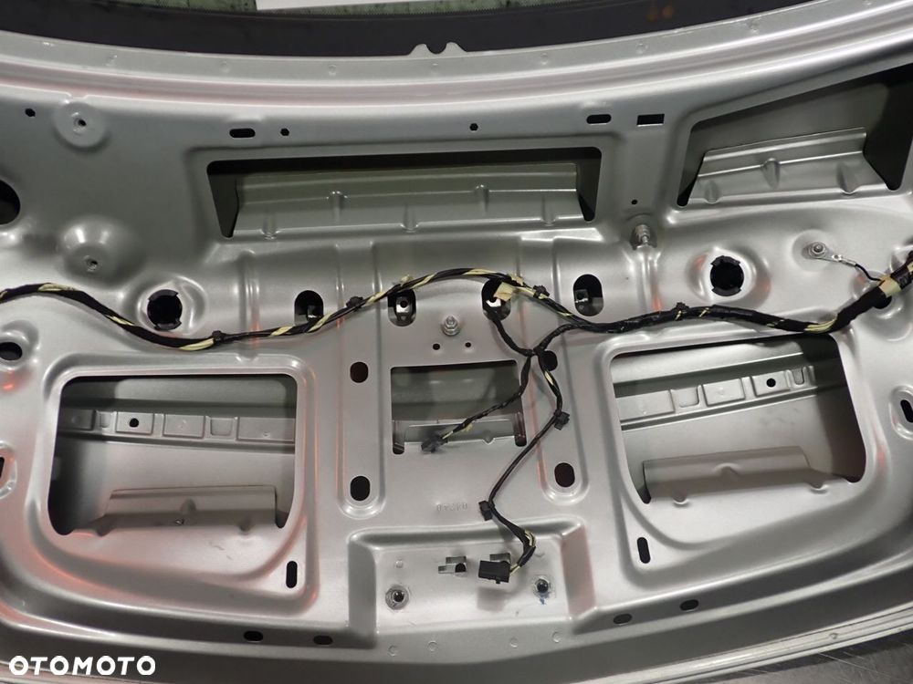 KLAPA TYŁ BAGAŻNIKA OPEL INSIGNIA A - 29