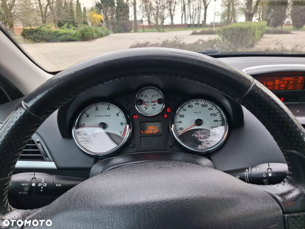 Peugeot 207 1.6 Premium - 28