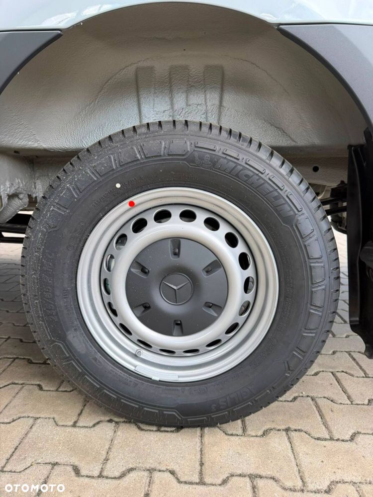 Mercedes-Benz Sprinter 319 CDI KA OM654 długi PRO - 34