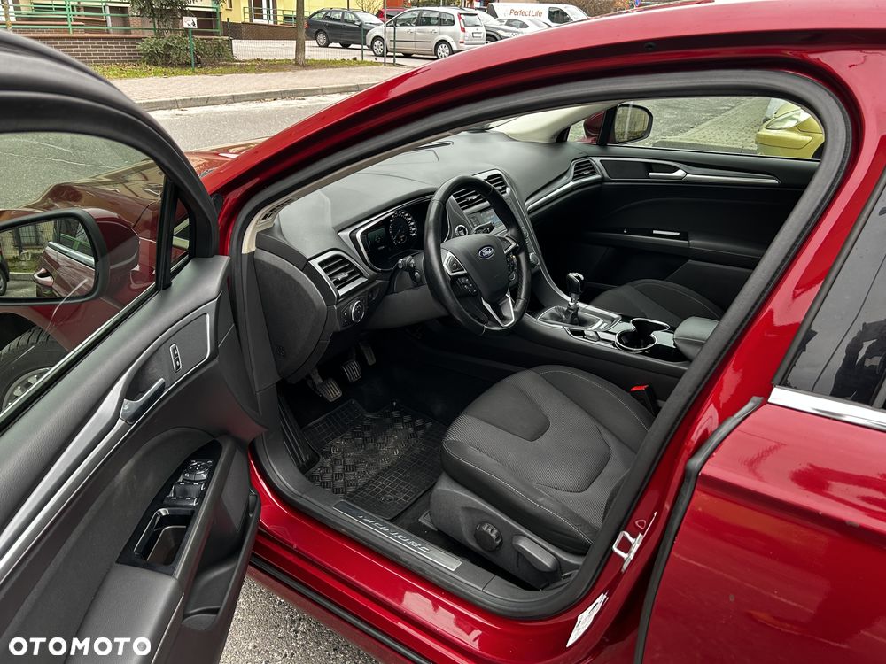 Ford Mondeo 1.5 EcoBoost Ambiente Plus - 10